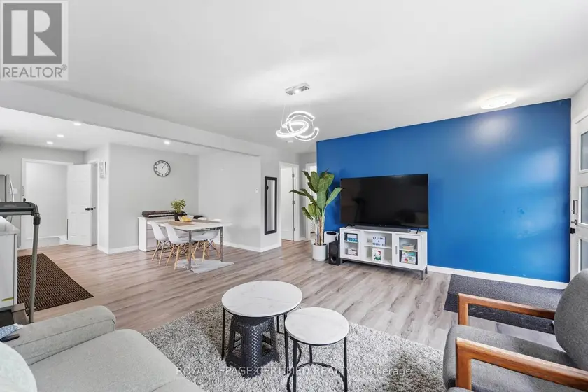 Detached at 18 COVENTRY STREET, St. Catharines