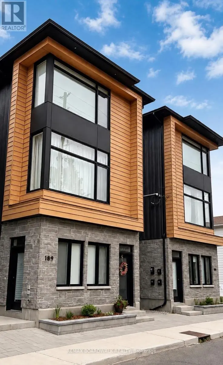 Multiplex at 2B - 191 HINCHEY AVENUE, Ottawa