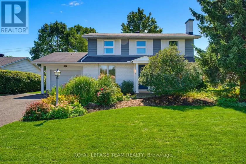 Detached at 115 BEAVER RIDGE, Ottawa