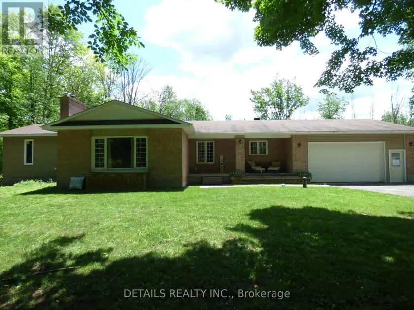 Detached at 387 CAMPBELL SIDE ROAD, Mississippi Mills