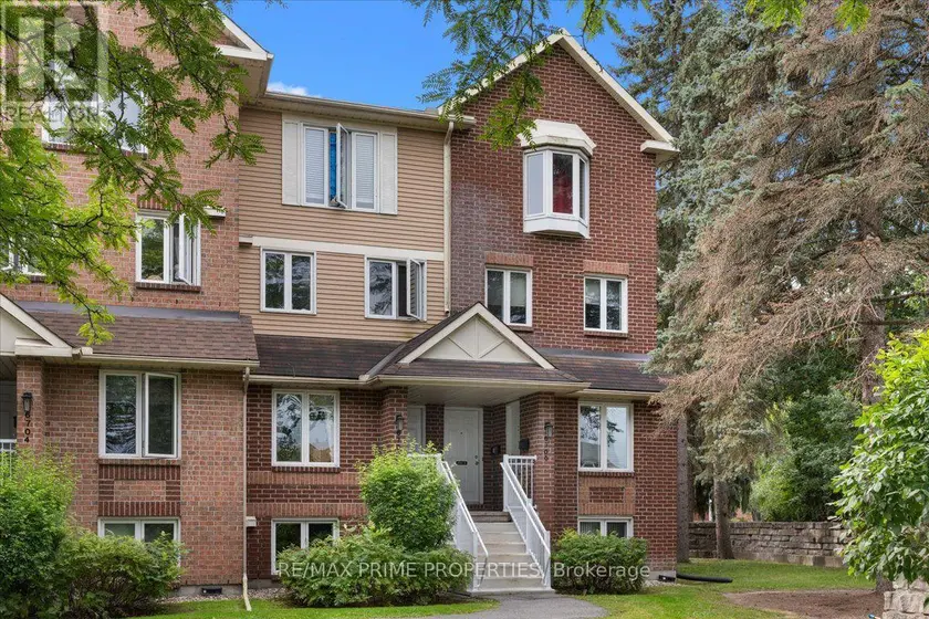 Townhouse at A - 6702 JEANNE DARC BOULEVARD N, Ottawa