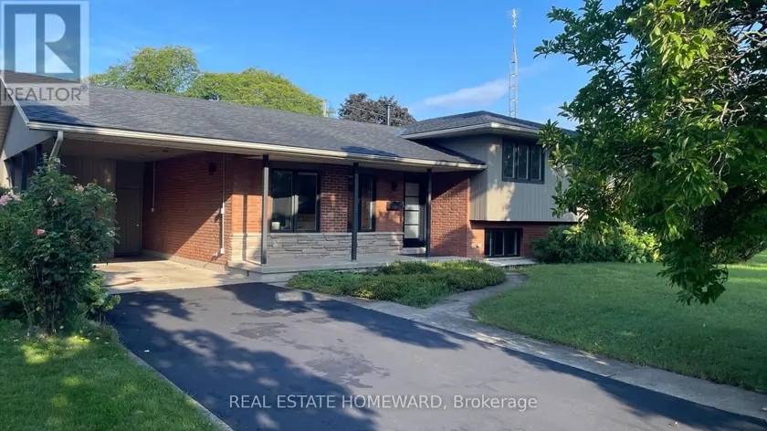 Detached at 33 STRATHCONA DRIVE, St. Catharines