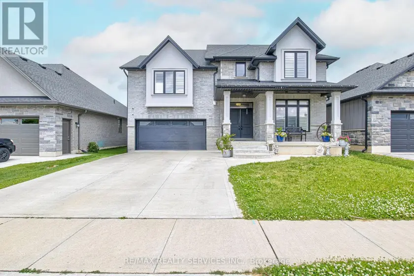 Detached at 240 TAMARACK BLVD BOULEVARD, Woodstock
