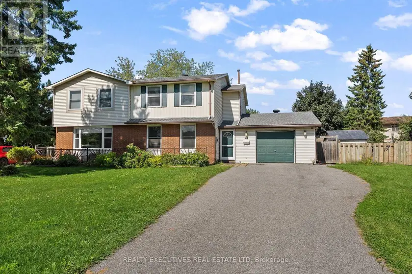 Semi-Detached/Link at 41 WINCHESTER DRIVE, Ottawa