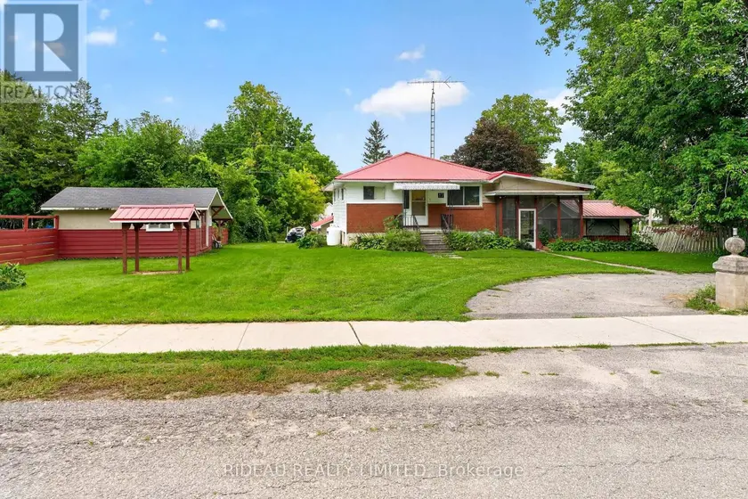 Detached at 17 COLBORNE STREET, Rideau Lakes