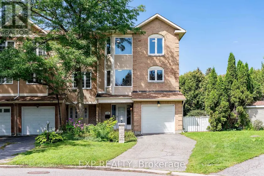 Townhouse at 18 ARBORDALE CRESCENT, Ottawa