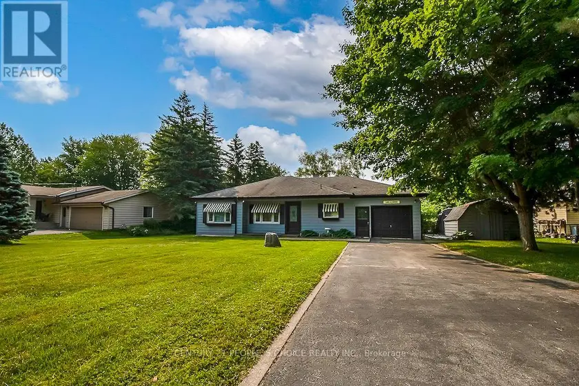 Detached at 3 LAKESHORE BOULEVARD, Selwyn