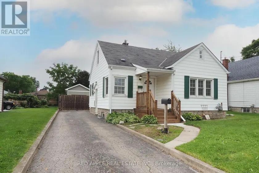 Detached at 65 ELGIN STREET S, Cambridge