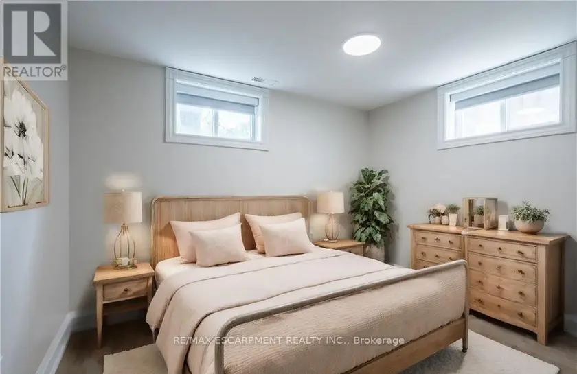 Detached at D - 80 IRENE AVENUE, Hamilton