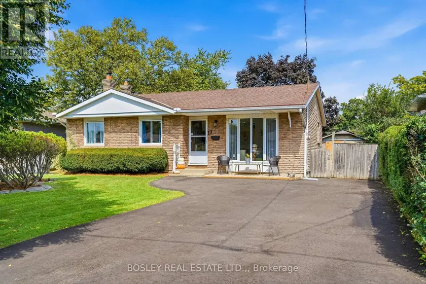 Detached at 17 ACADIA CRESCENT, St. Catharines