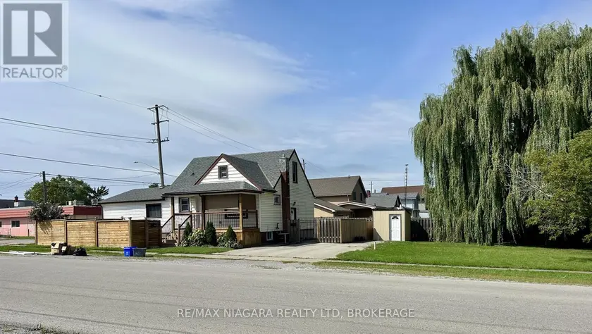 Multiplex at 130 KILLALY STREET E, Port Colborne
