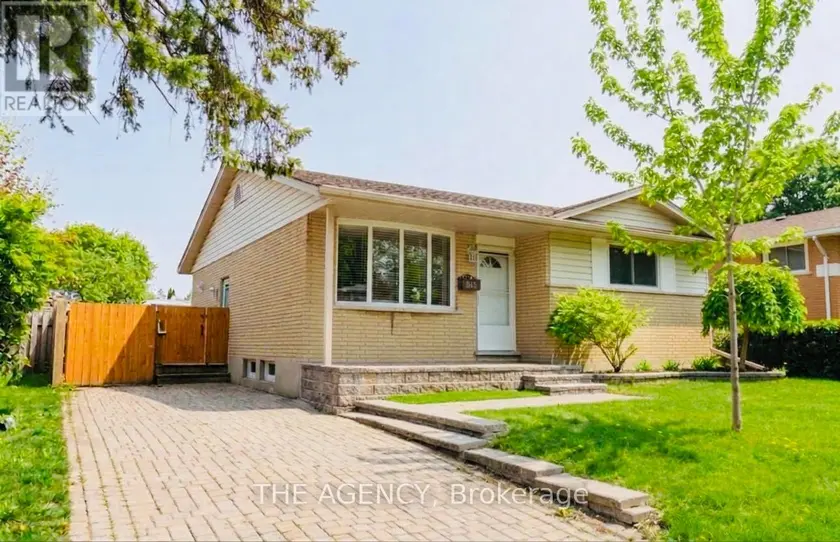 Detached at 615 DOGWOOD LANE, Waterloo