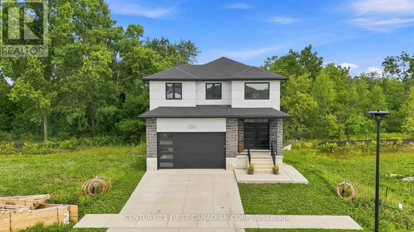 Detached at 104 GREENE STREET, South Huron