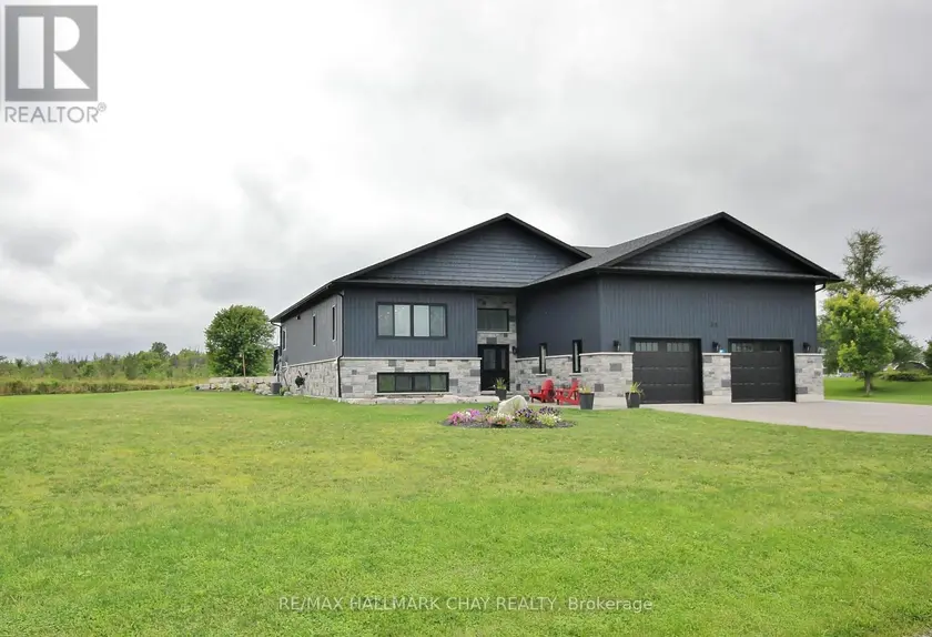 Detached at 37 HILLSIDE DRIVE, Georgian Bay