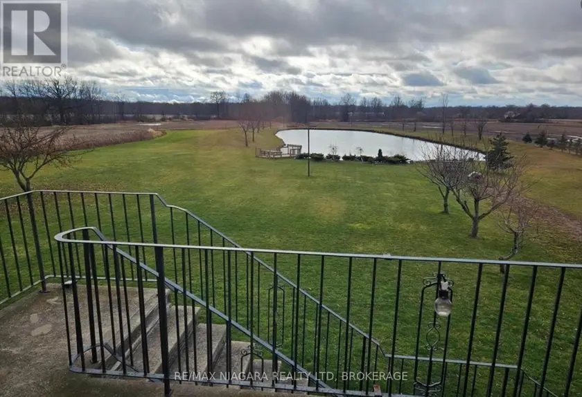 Detached at UPPER - 1010 FOSS ROAD, Pelham
