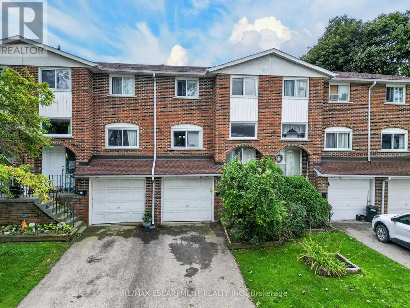 Townhouse at 3 - 132 LOCK STREET W, Haldimand