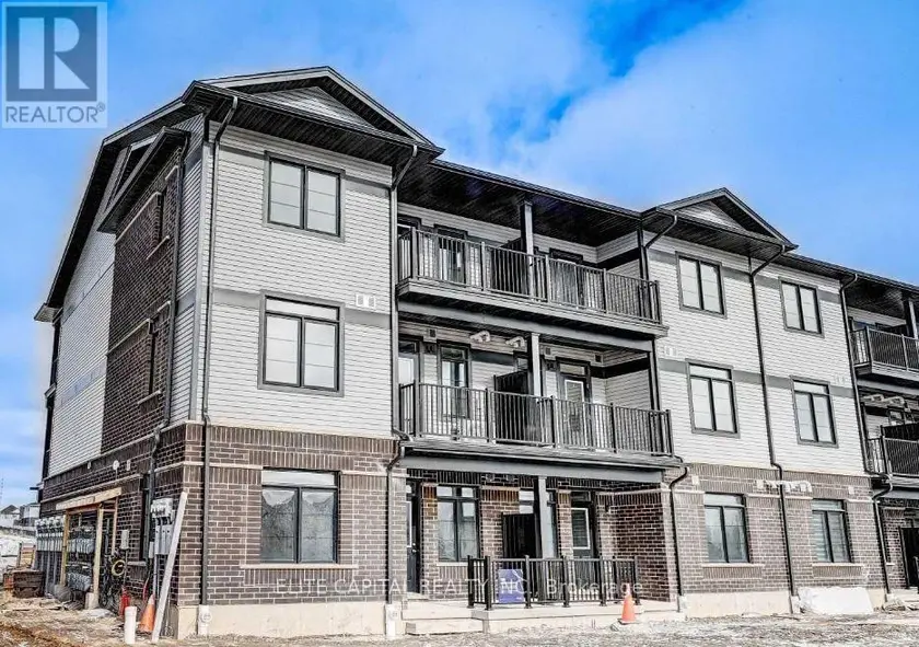 Townhouse at 104 OAT LANE, Kitchener