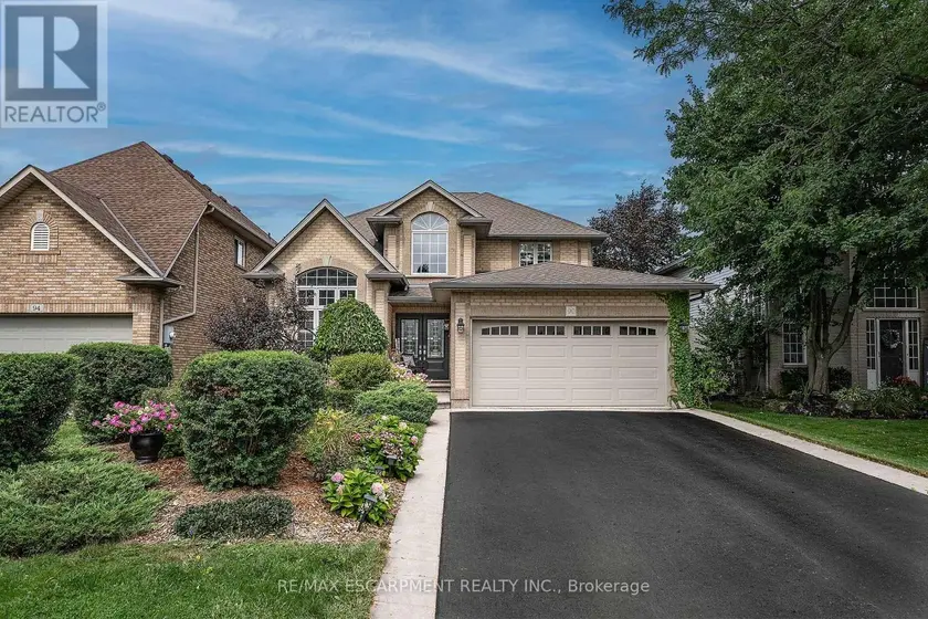 Detached at 90 SURREY DRIVE, Hamilton