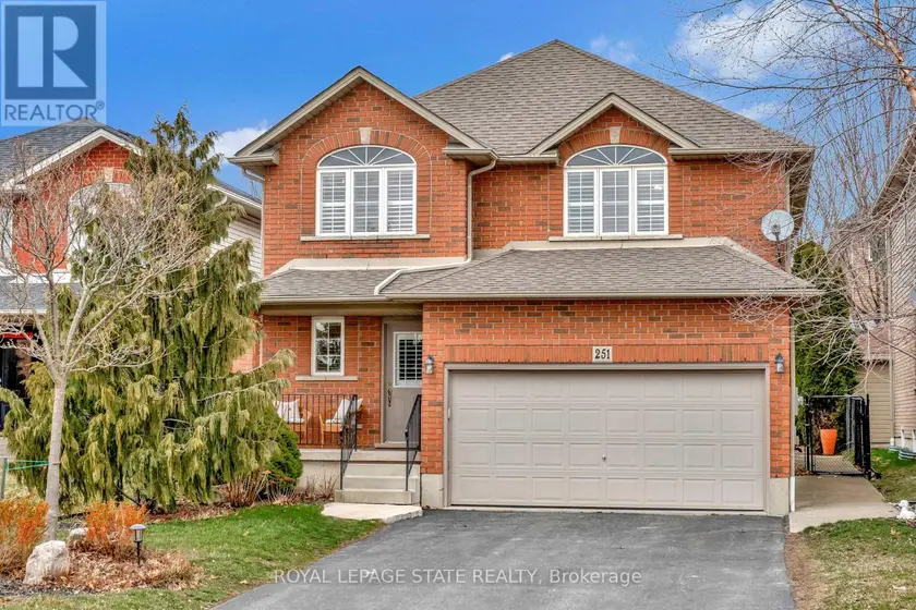 Detached at 251 BRAITHWAITE AVENUE, Hamilton