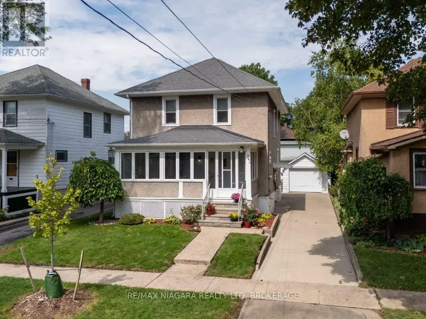 Detached at 241 ALEXANDRA STREET, Port Colborne