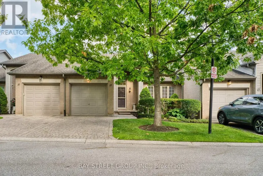 Townhouse at 11 - 270 NORTH CENTRE ROAD, London North