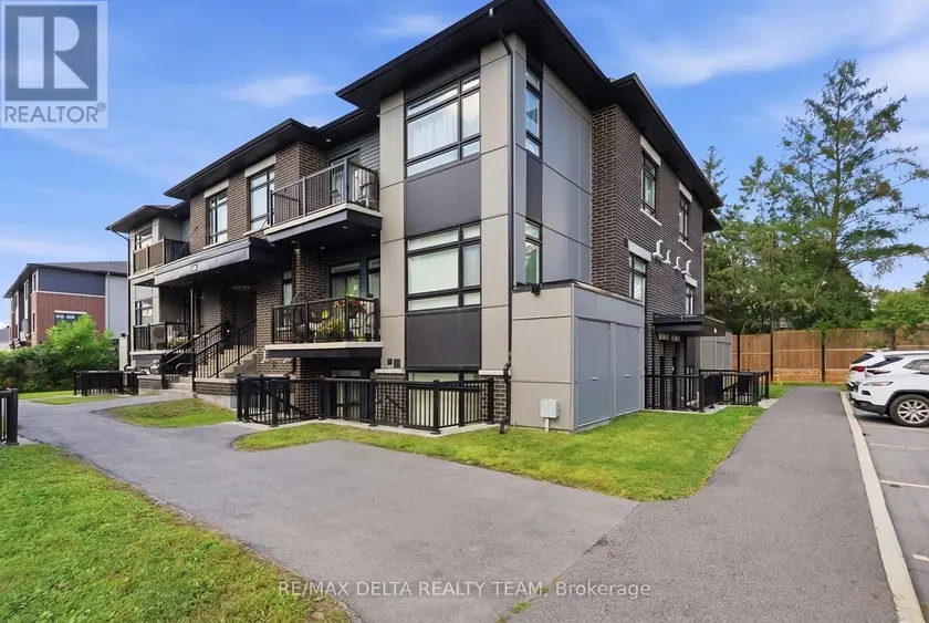 Apartment at 13 - 400 C ROLLING MEADOW CRESCENT, Ottawa