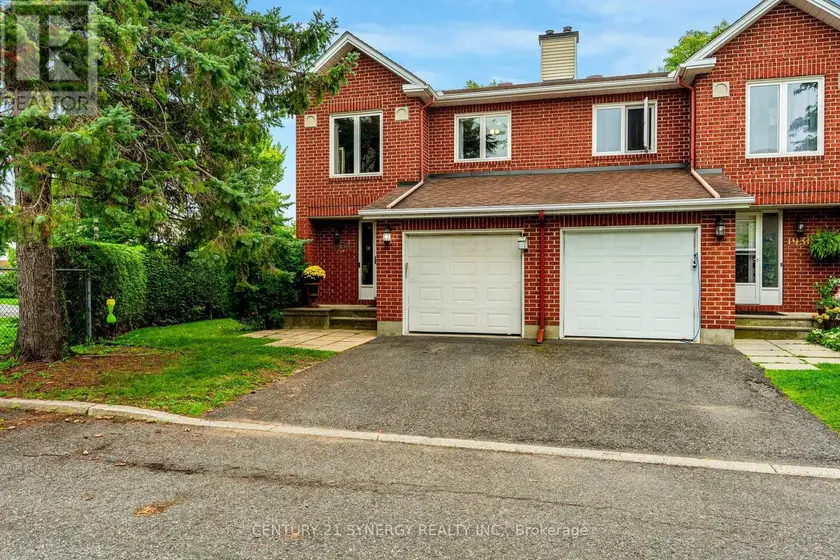 Townhouse at 1932 ASHMONT STREET, Ottawa