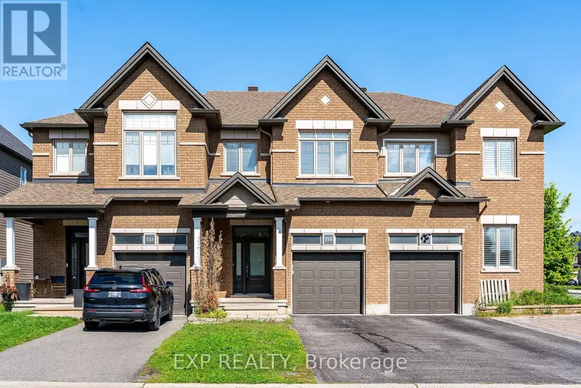 Townhouse at 735 TEASEL WAY, Ottawa