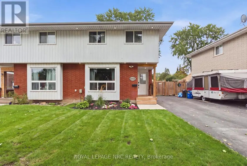 Semi-Detached/Link at 8458 WILLOUGHBY DRIVE, Niagara Falls