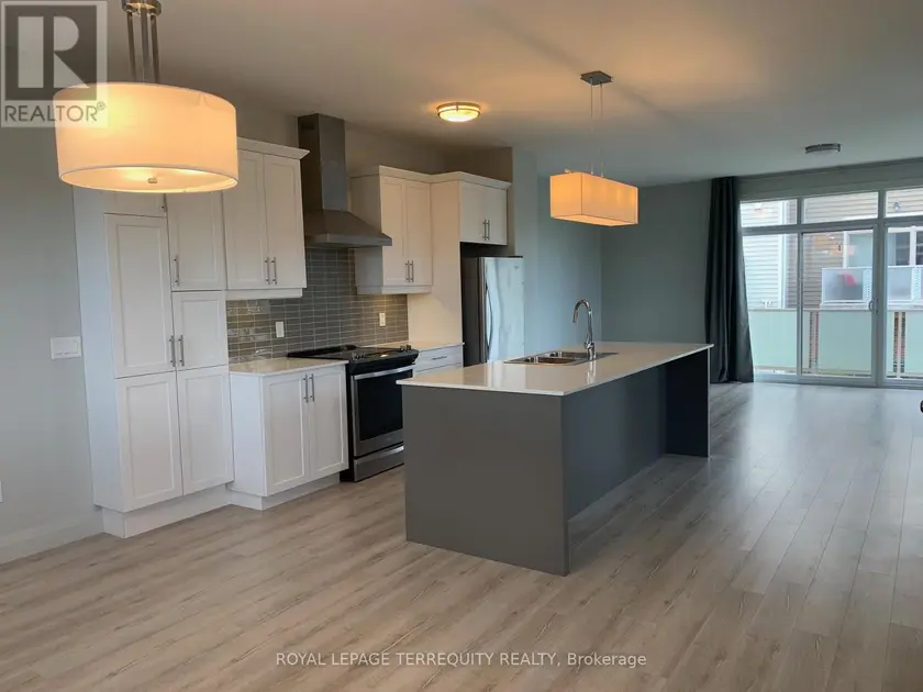 Townhouse at 2 - 3025 SINGLETON AVENUE, London
