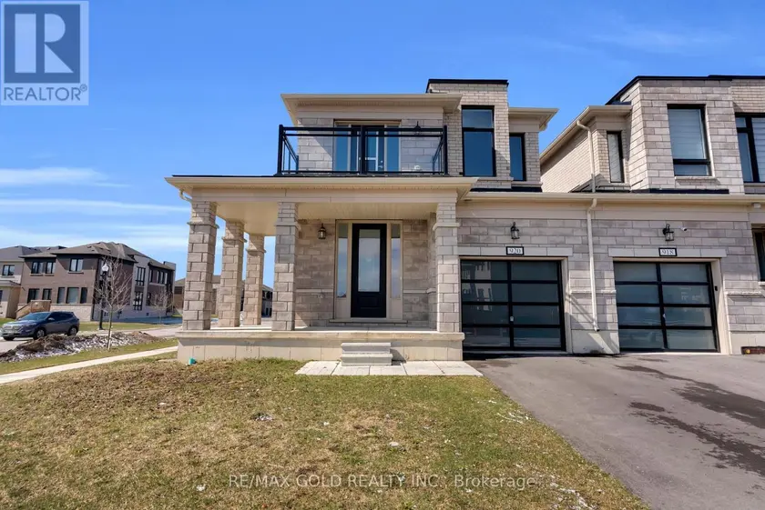 Townhouse at 920 SOBESKI AVENUE, Woodstock