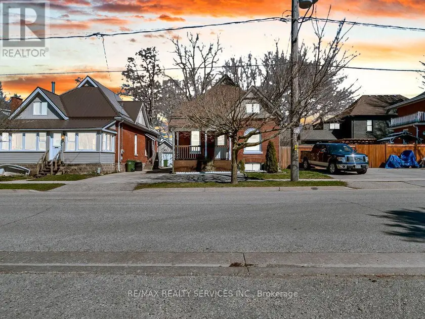 Detached at 65 MOORE STREET, St. Thomas