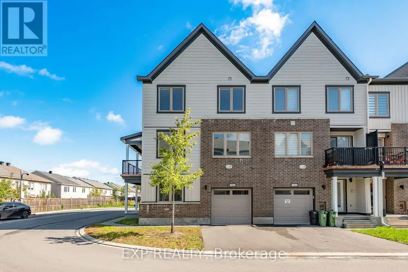 Townhouse at 546 WOVEN PRIVATE, Ottawa