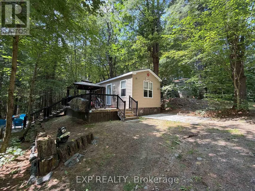 Detached at 740 POPLAR CRES - 1047 BONNIE LAKE CAMP ROAD, Bracebridge