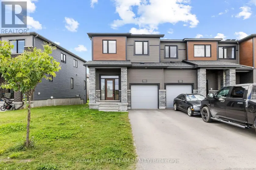 Townhouse at 521 WINTERSET ROAD, Ottawa