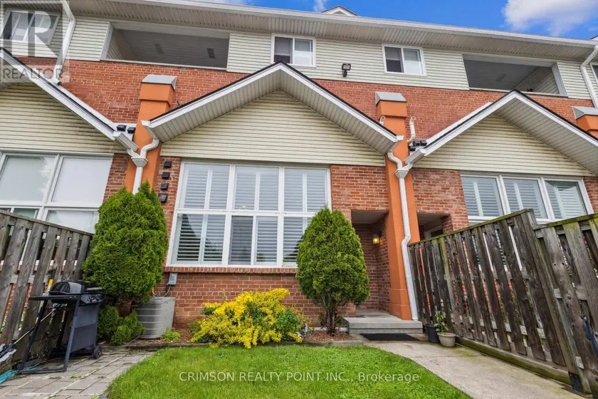 Townhouse at 105 - 111 GREY STREET, Brantford