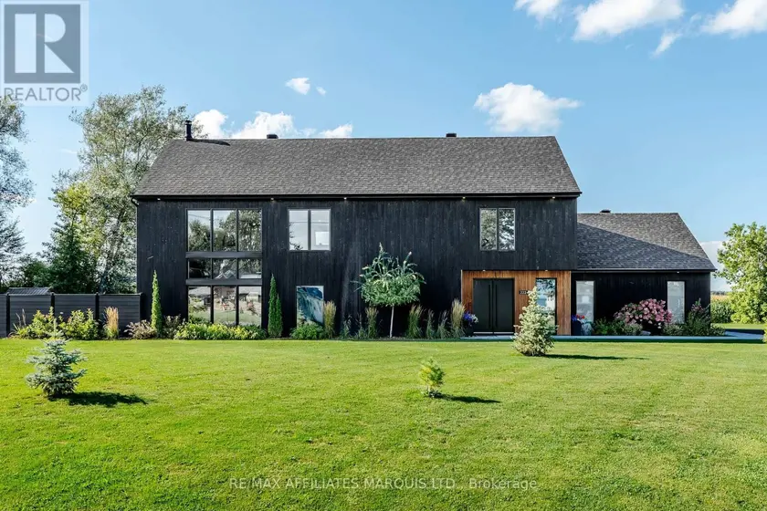 Detached at 22243 OLD HIGHWAY 2 ROAD, South Glengarry