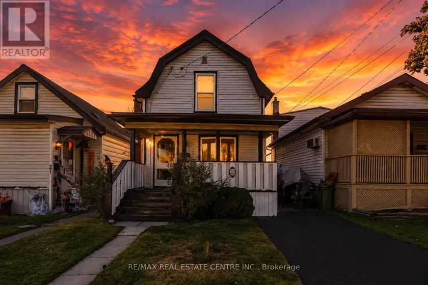 Detached at 23 FREDERICK AVENUE, Hamilton