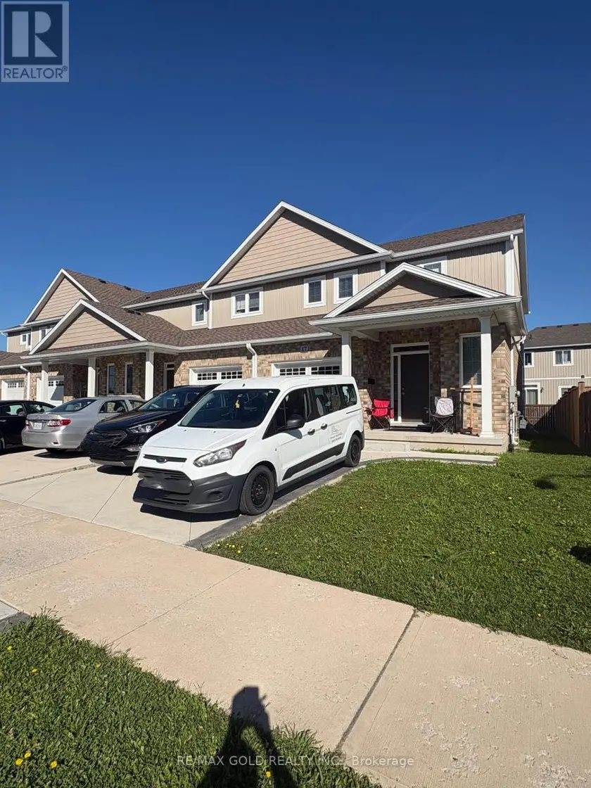 Townhouse at 17 MARSHALL LANE, St. Catharines
