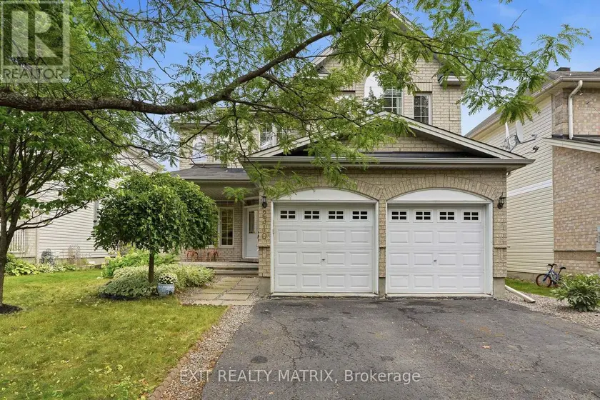 Detached at 2310 GLANDRIEL CRESCENT, Ottawa