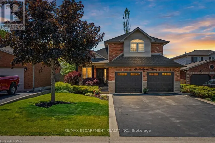 Detached at 6 SCOTTSWOOD LANE, Haldimand