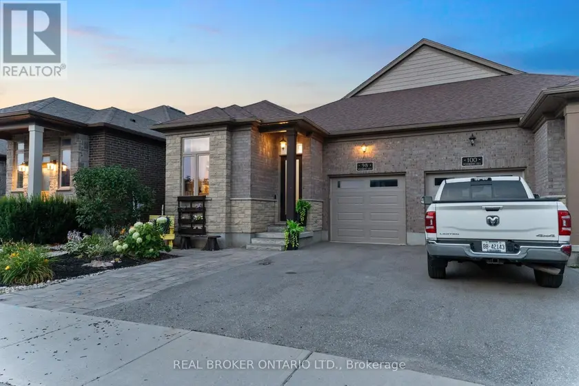 Semi-Detached/Link at 98 WOODBERRY CRESCENT, Woolwich