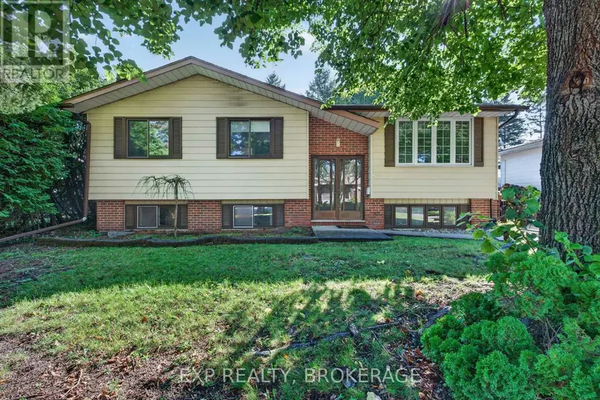 Detached at 920 SAFARI DRIVE, Kingston