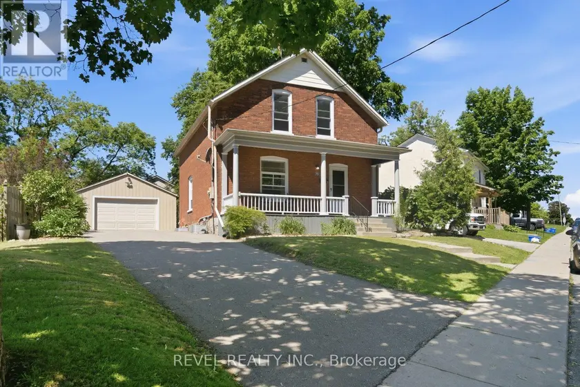 Detached at 73 GRAND RIVER STREET S, Brant