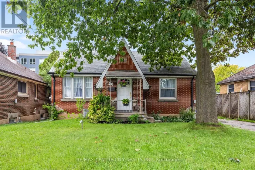 Detached at 529 HIGHBURY AVENUE N, London East
