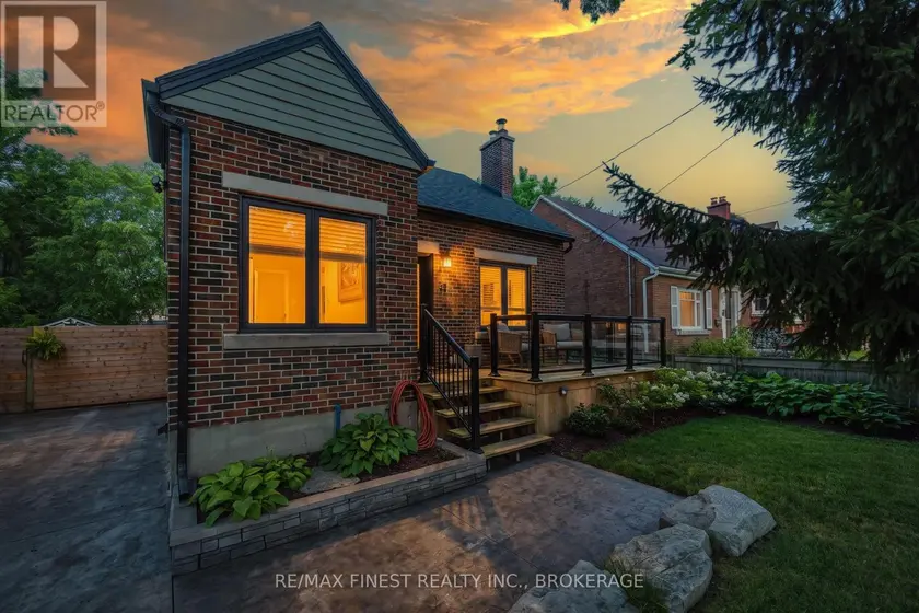 Detached at 258 COLLEGE STREET, Kingston