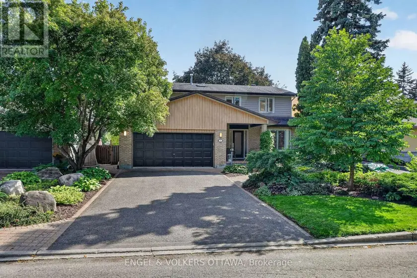 Detached at 22 LYNHURST AVENUE, Ottawa