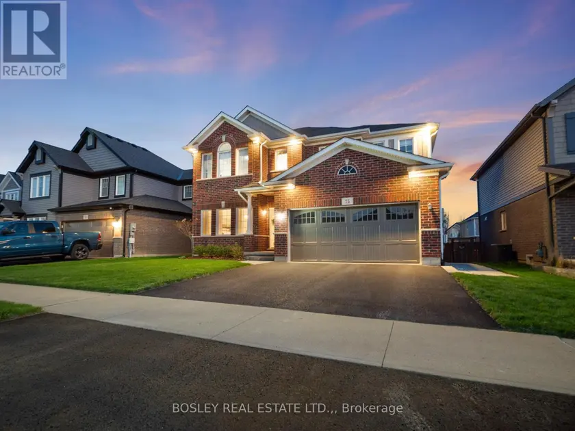 Detached at 75 BERGENSTEIN CRESCENT, Pelham
