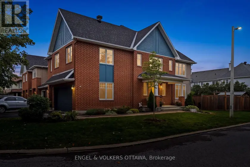 Townhouse at 268 HORSESHOE CRESCENT, Ottawa