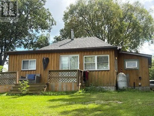 Detached at 184 JONAS STREET, Leeds and the Thousand Islands